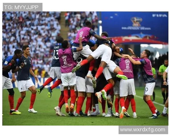 日本与法国足球对决直播全程回顾精彩瞬间分析 日本与法国足球对决直播全程回顾精彩瞬间分析