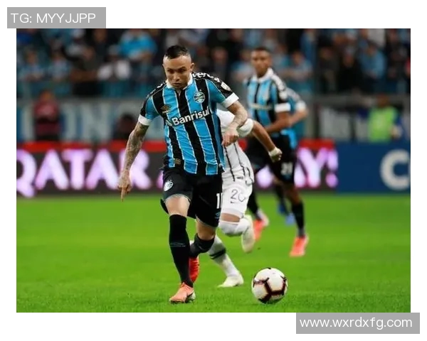 格雷米奥主场迎战巴伊亚期待精彩对决与激烈竞争 格雷米奥主场迎战巴伊亚期待精彩对决与激烈竞争